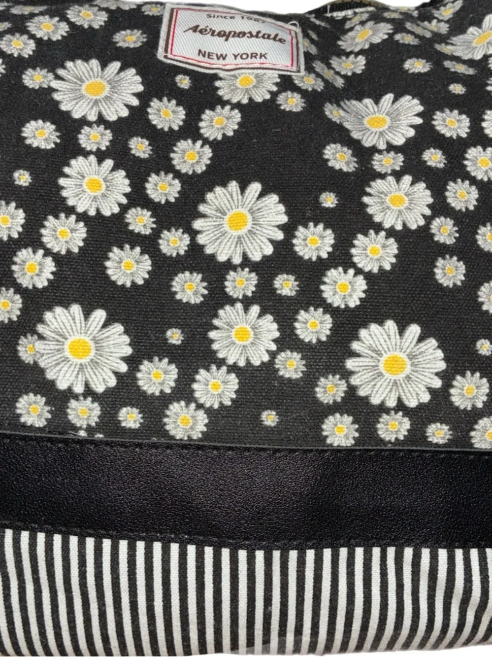 Aeropostale Black Daisy Print Hobo Bag 90s Y2K Vibes